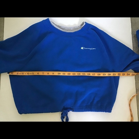 💖Host Pick💖 Champion cropped sweatshirt - Picture 8 of 11